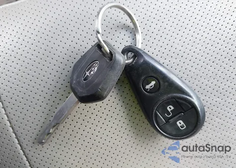 2010 Subaru Forester 2.5X Limited z USA, uszkodzony, nr VIN JF2SH6DC7AH749682